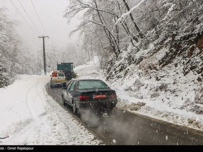 وضعیت جاده‌ها؛ ترافیک سنگین در چالوس و ۳ آزادراه