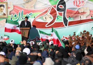 کولیوند: ملت ایران اگر احساس خطر کند، همه محاسبات دشمن را برهم میزند+تصویر