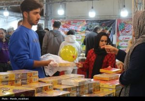 گرانی افسارگسیخته در بازار یلدا/ وقتی بلندترین شب سال برای مردم تاریک‌تر شد‌/ شب چله لاکچری!