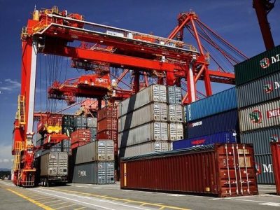 یک میلیارد و ۲۴۴ میلیون دلار کالا از گمرکات آذربایجان شرقی صادر شد