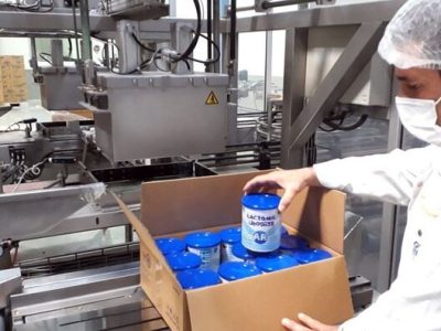 ۲ کارخانه از ۵ کارخانه تولید شیرخشک کامل تعطیل شده است