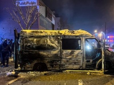 حمله اغتشاشگران به پرسنل اورژانس مشهد/۹آمبولانس آسیب دید