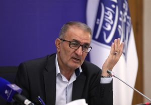 دشمن به دنبال موج‌سواری بر مشکلات معیشتی است