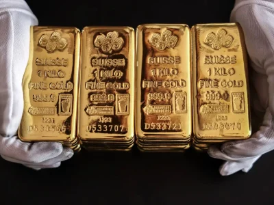 رکوردهای پیاپی طلا؛ طلای ۵۳۰۰ دلاری