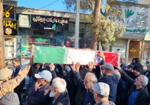 فحاشی و سنگ‌پرانی اغشتاشگران در تشییع شهید خدایاری/ ماجرا چه بود؟