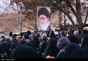 همبستگی مردم با نظام و محکومیت هتک حرمت مساجد+فیلم