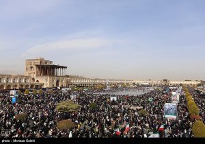 “اتحاد مقدس” ایرانی‌ها در جشن انقلاب؛ راهپیمایی معنادار ‌۲۲ بهمن ۱۴۰۴