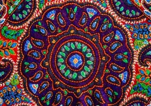 احیای هنرهای سنتی؛ نفس تازه شهرهای کوچک در عصر فراموشی