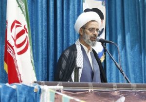 امام جمعه بجنورد: ایران از حق دفاعی و هستهای کوتاه نمیآید