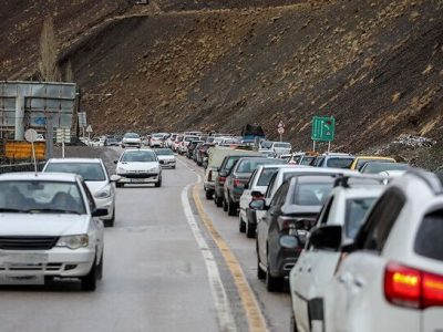 ترافیک سنگین در جاده چالوس| بارش برف و باران در ۱۰ استان