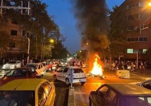 تروریستهای مسلح چگونه کلانتری سوادکوه را به آتش کشیدند؟