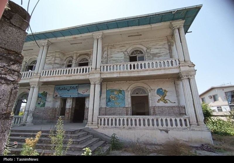 داستان غم‌انگیز یک بنای قاجاری؛ “تجارتخانه روس‌‌” بنای متروکه شد