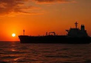 قیمت نفت عقب نشست؛ بازار در انتظار توافق هسته‌ای ایران و آمریکا