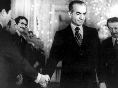 معیشت مردم در عصر پهلوی؛ دوران طلایی یا واقعیت تلخ؟