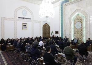 نخبگان ستون پیشرفت و تعالی کشور هستند