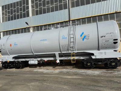 نخستین واگن حمل بنزین ساخت ایران در اراک رونمایی شد+عکس