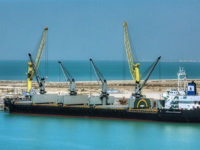 گندم وارداتی قزاقستان به بندر امیرآباد رسید
