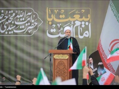 آیت‌الله اراکی: بیعت با رهبر معظم انقلاب بیعت با امام زمان(عج) است