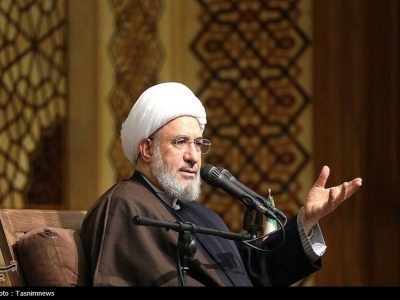 آیت‌الله اراکی: شگفتا که ریاست الازهر به یاری آمریکای کافر برخاست