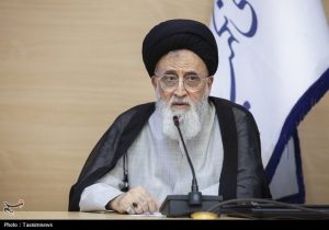 اطاعت از فرامین رهبر معظم انقلاب وظیفه شرعی همگان است