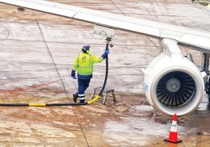 افزایش قیمت سوخت جت و تعطیلی ایرلاین های ضعیف/ بهای بلیت میان قاره ای ۲ برابر شد