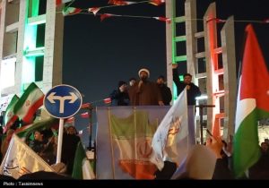 بقای انقلاب اسلامی به حضور مردم در میدان وابسته است