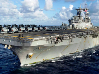 بلاتکلیفی ناوهای آمریکا در راه خلیج فارس / بازار نفت منتظر ترامپ نمیماند