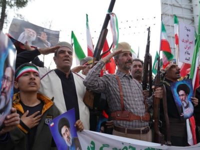 بیعت ایل بزرگ قشقایی شهرستان بروجن با رهبر معظم انقلاب +فیلم