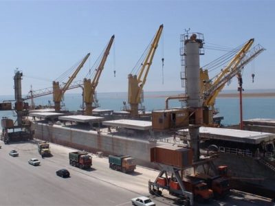 ترخیص بیش از ۵۰هزار تن کالای اساسی در ۲۴ ساعت گذشته