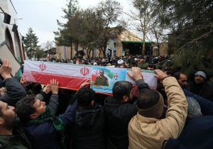 تشییع پیکر مطهر ۲ شهید حملات آمریکایی- صهیونی در همدان+ تصاویر