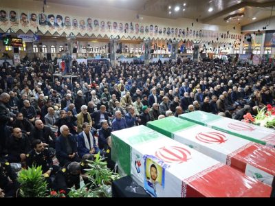 تشییع پیکر ۱۱ شهید ناوشکن دنا در بندرعباس؛ فردا یکشنبه دوم فروردین