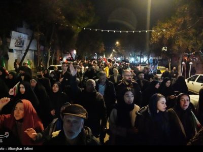 حضور خیابانی هنرمندان اصفهانی/همگام با رزمندگان در یک میدان+فیلم