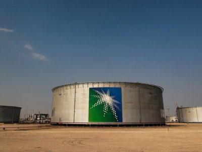 شوک نفتی از عربستان/ عرضه آرامکو سقوط کرد!