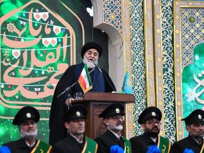 ملت ایران با حضور در میدان نقش رهبری را ایفا کردند