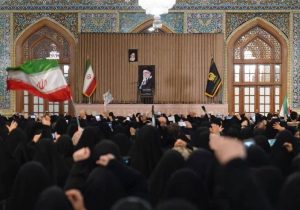 یاد رهبر شهید در حرم رضوی/جای خالی صدایی که هر سال با بهار می‌آمد