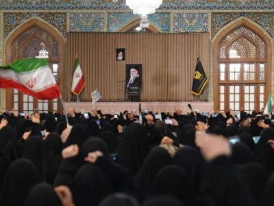 یاد رهبر شهید در حرم رضوی/جای خالی صدایی که هر سال با بهار می‌آمد