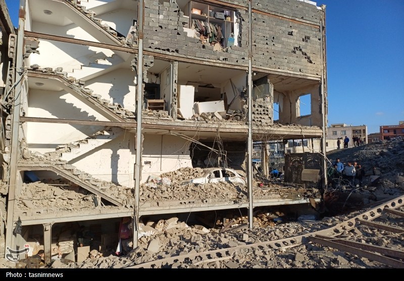 ۶ حمله موشکی اسرائیل به مناطق مسکونی سنندج/‌شهادت ۲ نفر‌+‌تصاویر