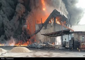 آخرین وضعیت اطفای حریق در کارخانه یونولیت‌سازی/ حادثه مصدومی نداشت