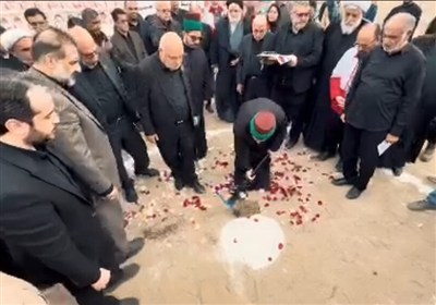 امضای تفاهمنامه استانداری هرمزگان و آستان مقدس حسینی برای ساخت مدرسه