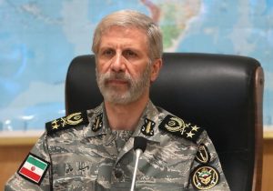 امیر حاتمی: وحدت ارتش و سپاه، سرمایه‌ای مهم برای تثبیت امنیت ملی است