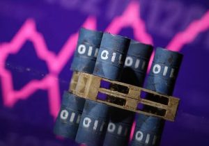 بازار نفت صعودی شد/ اختلال در عرضه قیمت‌ها را بالا برد