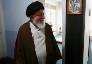 بازدید آیت‌الله علم‌الهدی از منزل رهبر شهید انقلاب در مشهد