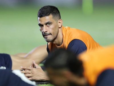 بازیکن تیم ملی فوتبال: حمله به زیرساخت‌های کشور نشان از خباثت دشمن است