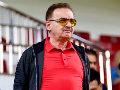 بازیکنان تراکتور به عنوان سربازان وطن مقابل شباب الاهلی بازی کنند