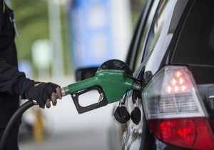 تاثیر حمله آمریکا به ایران در قیمت سوخت / قیمت بنزین در این کشورها بیش از ۱۰۰ درصد افزایش یافت