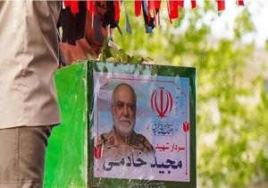 تشییع باشکوه پیکر شهید خادمی در زادگاهش‌/ مردم سنگ‌تمام گذاشتند+فیلم