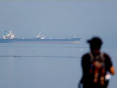 تنگه هرمز بازار نفت را به‌هم ریخت/ جهش و سقوط قیمت‌ها در چند روز