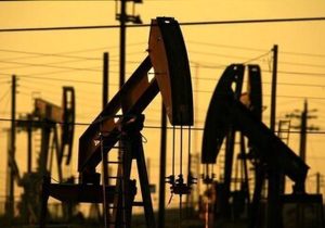 جهش قیمت نفت پس از فعال شدن پدافند در تهران