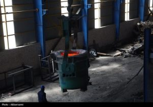 حمله دشمن به تولید، اشتغال کارگران را نشانه گرفته است