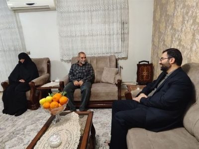 دیدار معاون رئیس‌جمهور در شهریار با خانواده معظم شهدا+تصاویر